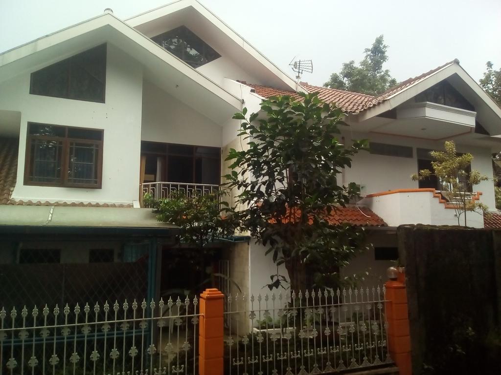 Simply Homy Guest House Pasteur Bandung Eksteriør billede