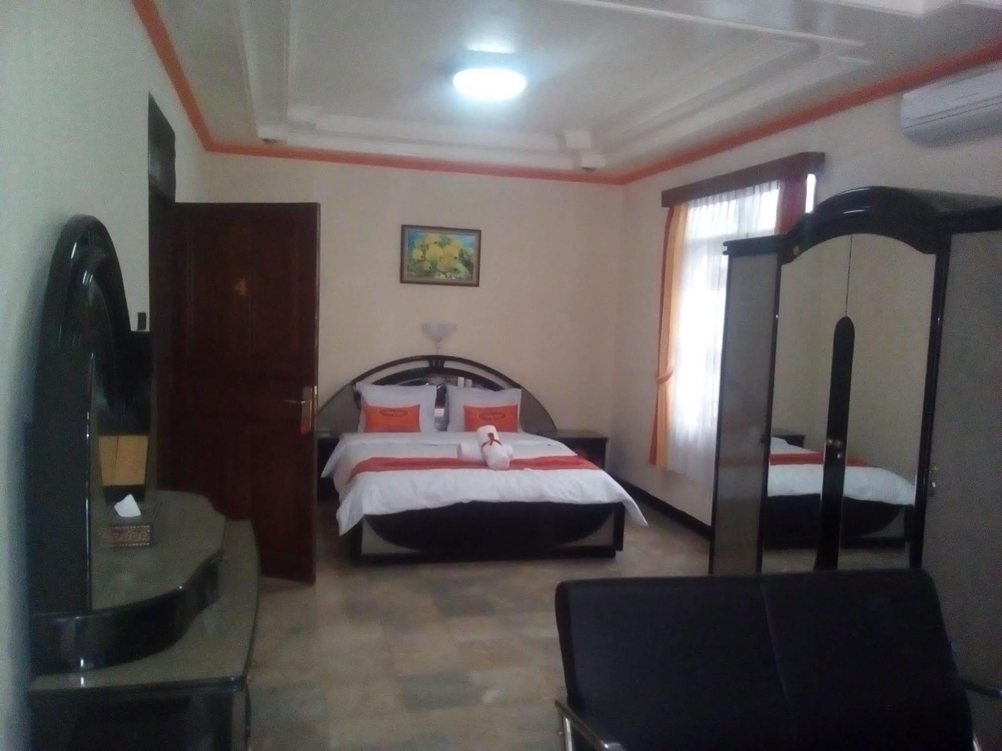 Simply Homy Guest House Pasteur Bandung Eksteriør billede