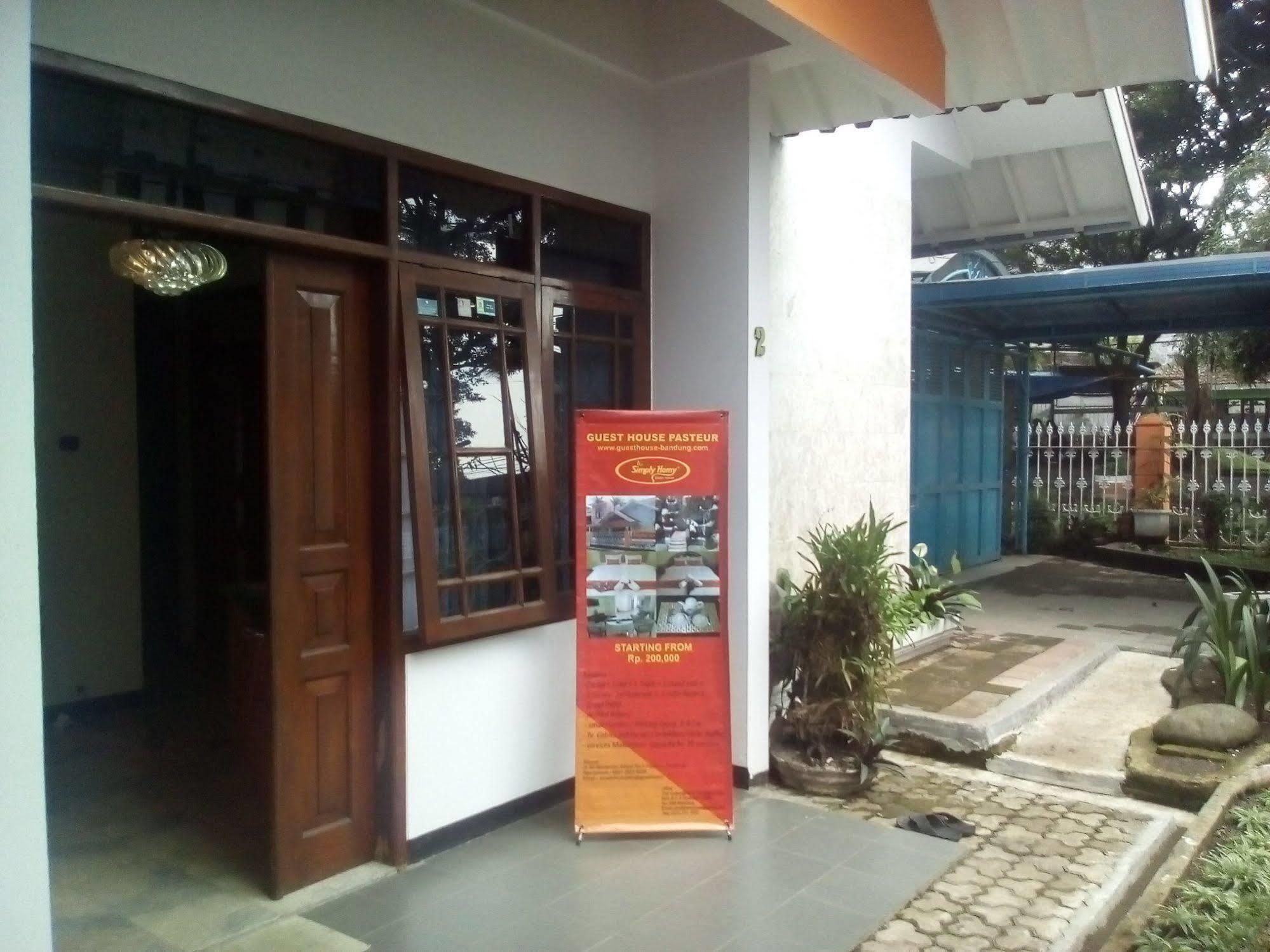 Simply Homy Guest House Pasteur Bandung Eksteriør billede