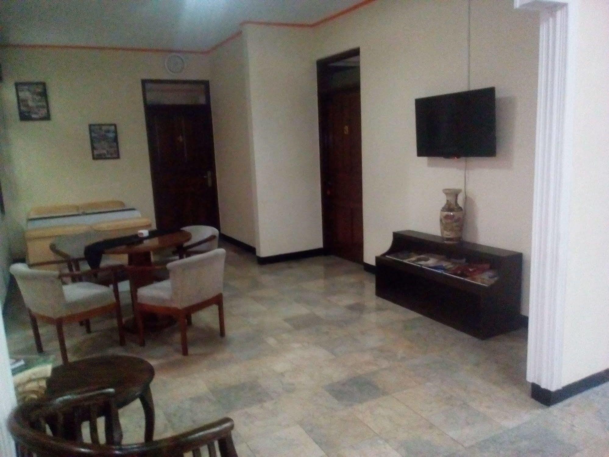 Simply Homy Guest House Pasteur Bandung Eksteriør billede