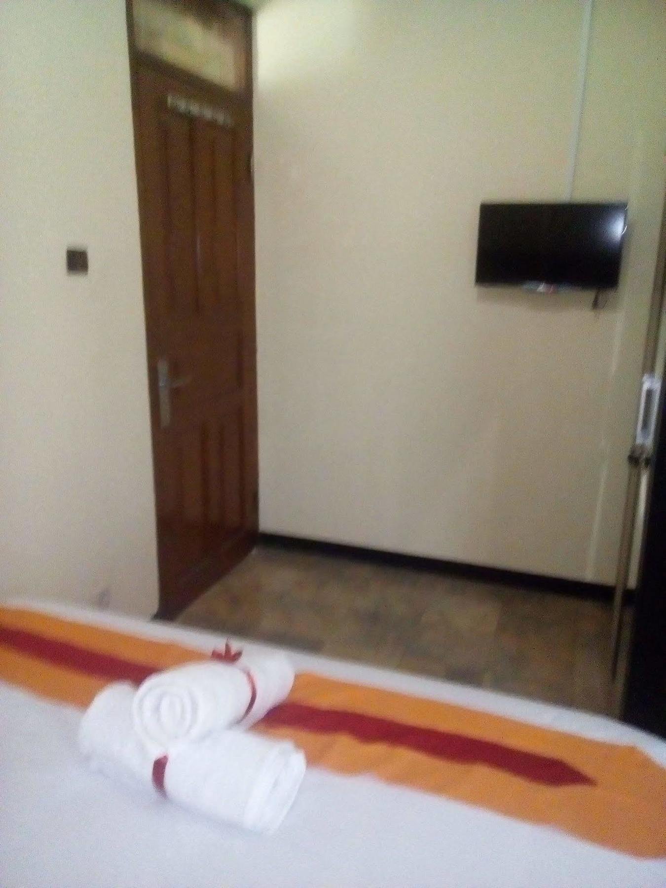 Simply Homy Guest House Pasteur Bandung Eksteriør billede