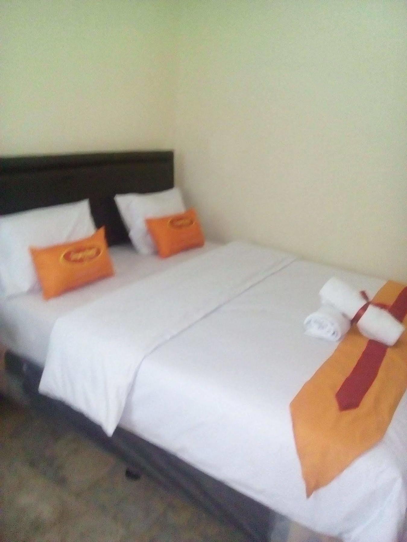 Simply Homy Guest House Pasteur Bandung Eksteriør billede